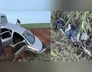 Motocicleta fica destruída após colisão com carro na PR-082; veja