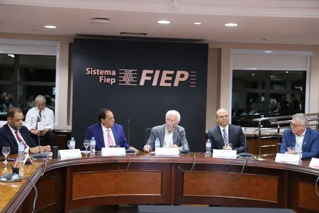 A 3ª reunião do Fórum Permanente das MPEs reuniu representantes de diversos estados na sede da Federação das Indústrias do Estado do Paraná (Fiep), em Curitiba