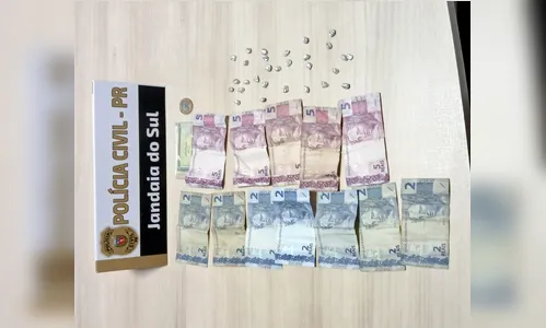 Menina de 17 anos é pega com crack na Praça do Café em Jandaia do Sul