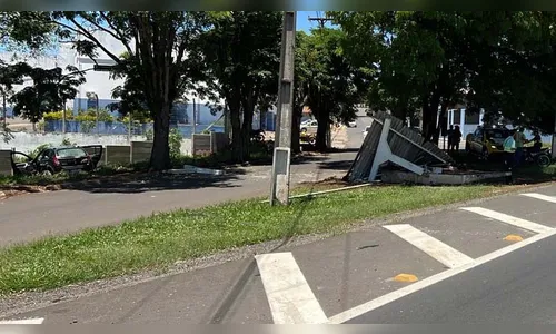 Bebê de 6 meses e duas pessoas ficam feridas em acidente na PR-092