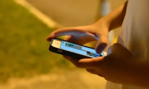 Mulher sofre AVC e tem celular roubado pelo companheiro em Apucarana