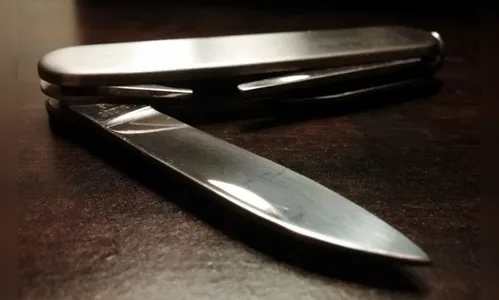 Homem fica ferido após ser atacado com canivete em bar de J. Alegre