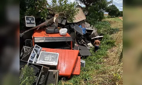 Empresário de Ivaiporã sofre acidente com caminhão na BR-376