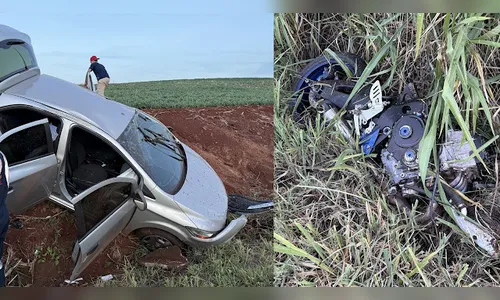 Motocicleta fica destruída após colisão com carro na PR-082; veja