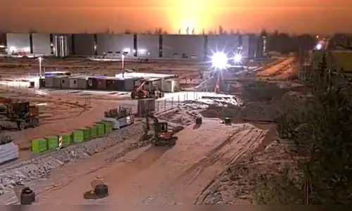 Bola de fogo é vista no céu após queda de avião; veja flagrante