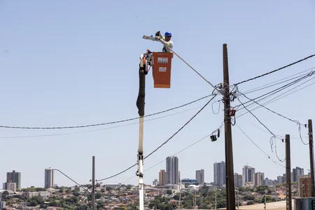 Além do centro e bairros, a modernização realizada pela prefeitura, com recursos municipais, também contempla distritos, comunidades e patrimônios rurais