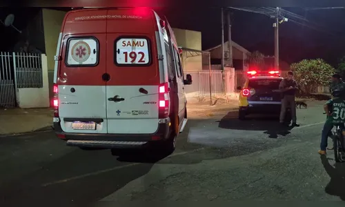 Homem é esfaqueado nas costas pelo companheiro em Arapongas
