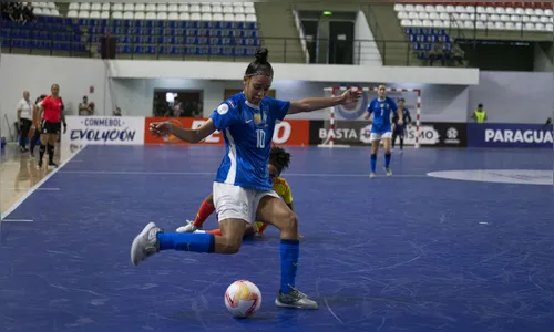 Com apucaranense no time, Brasil é vice-campeão no futsal feminino