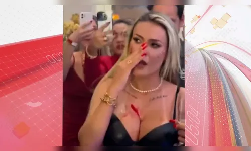 Andressa Urach cospe em Juju Ferrari e acaba em hospital