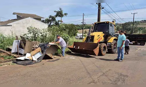 Prefeito Carlos Gil detalha ações de combate à dengue em Ivaiporã