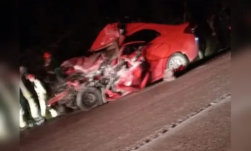 Tragédia! Motorista e criança morrem em batida frontal contra ônibus