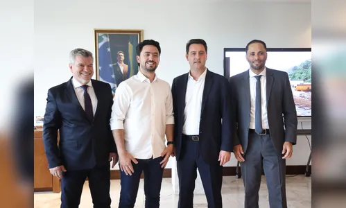 Rodolfo Mota faz pedido de obras de R$ 150 milhões ao governador