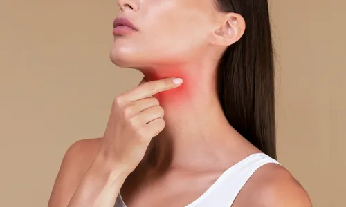 Dor de garganta que não passa? Saiba o que pode ser e como tratar