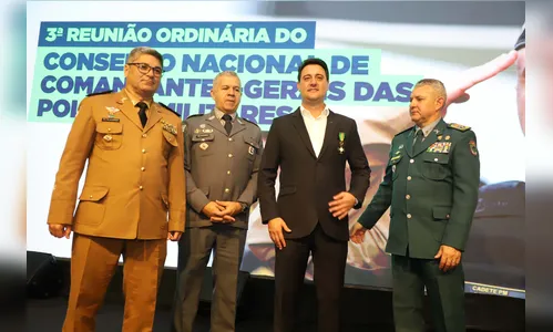 Governador ressalta bons índices da segurança do PR em reunião com PMs