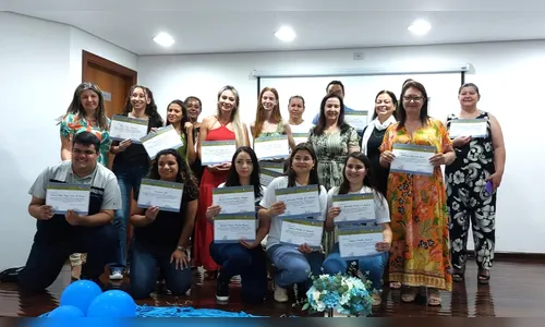 Sessenta apucaranenses concluem curso de Libras no 2º semestre de 2024