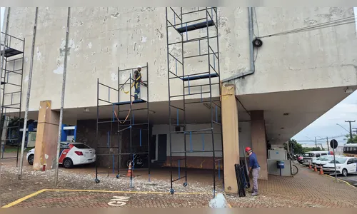 Fachada da Prefeitura de Apucarana vai ganhar nova pintura