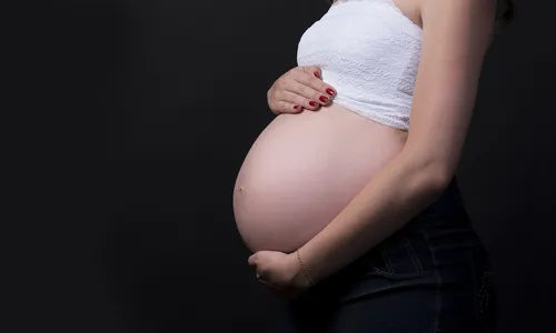 Adolescente não sabe quem é o pai da criança