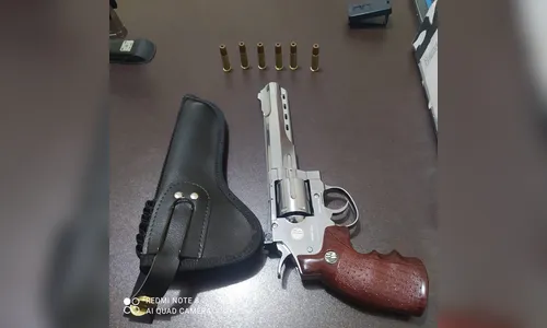 Homem armado com réplica de arma ameaça idoso em Cambira