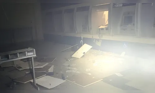 Homem endividado é preso após explodir caixa eletrônico no Paraná