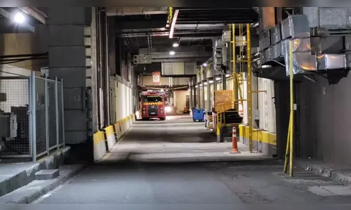 Homem morto prensado por elevador de shopping no PR é identificado