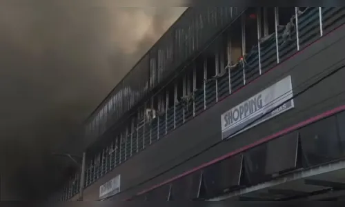 Após mais de cinco horas, incêndio no Shopping 25 é controlado