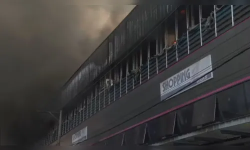 Incêndio atinge shopping no Brás no centro de São Paulo; veja vídeo