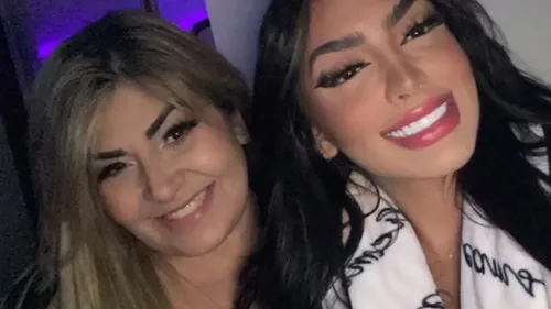 Mc Mirella desabafou nas redes sociais e a mãe se pronunciou