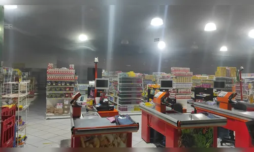 Soldado da PM age rápido e evita incêndio em supermercado de Apucarana