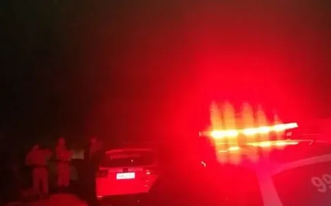 O suspeito era passageiro em um Chevrolet Cobalt
