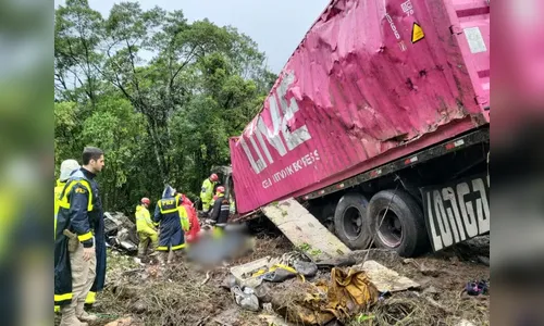 Motorista e dono de caminhão que matou 9 atletas no PR são indiciados