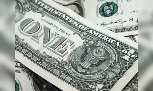 Dólar sobe a R$ 5,91 com possível isenção de IR para até R$ 5 mil