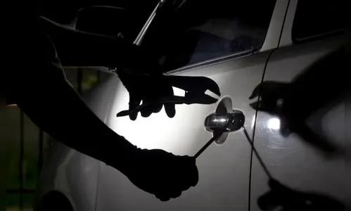 Dois veículos são furtados em Ivaiporã durante a madrugada