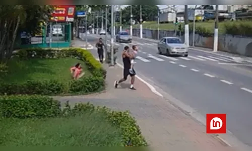 Homem agride babá e tenta sequestrar criança; vídeo mostra ação