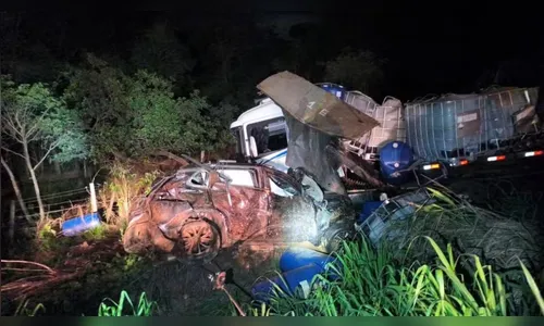 Primeira-dama e vereador morrem em grave acidente envolvendo 4 carros