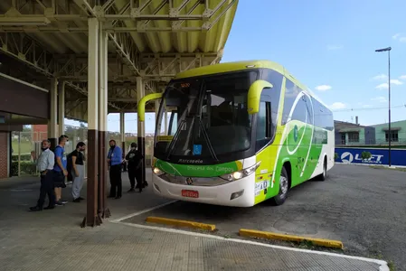 Paraná garante gratuidade ou 50% de desconto em passagens para idosos.