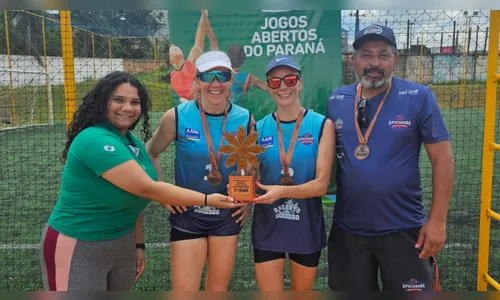 Time de Apucarana fica com o bronze no vôlei de praia