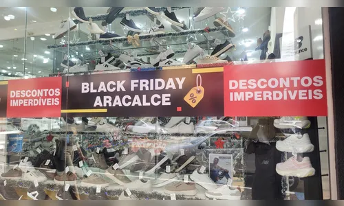 Pesquisa traça o perfil do consumidor da Black Friday no Paraná