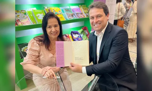 Apucarana lança livro sobre Educação Integral e Cidades Educadoras