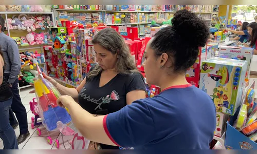 Sivana e Siecap fecham reajuste salarial do comércio e supermercados