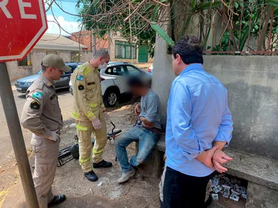 Socorristas do Siate do Corpo de Bombeiros foram acionados para a ocorrência, mas o ciclista recusou atendimento médico.