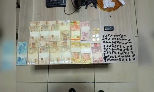Três pessoas são presas com 79 porções de cocaína em Sabáudia