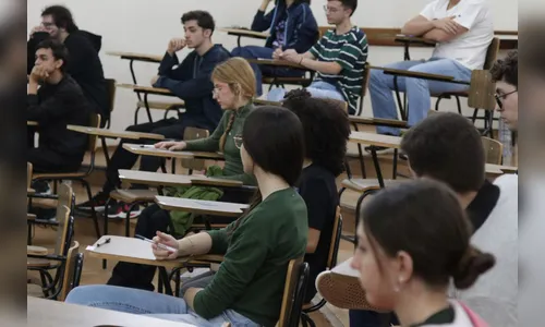 Vestibular da UEL será aplicado em 42 locais no próximo domingo (17)