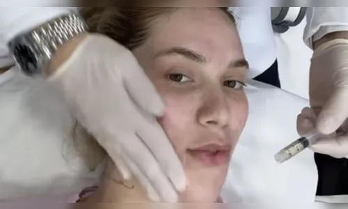 Virginia Fonseca faz tratamento facial com esperma de salmão