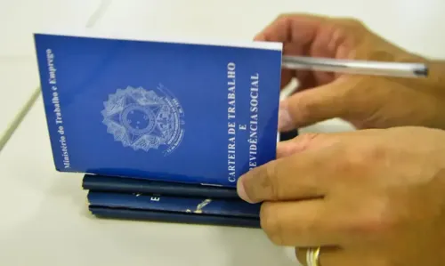 Desemprego no 4º tri: 5,1% para homens e 7,6% para mulheres