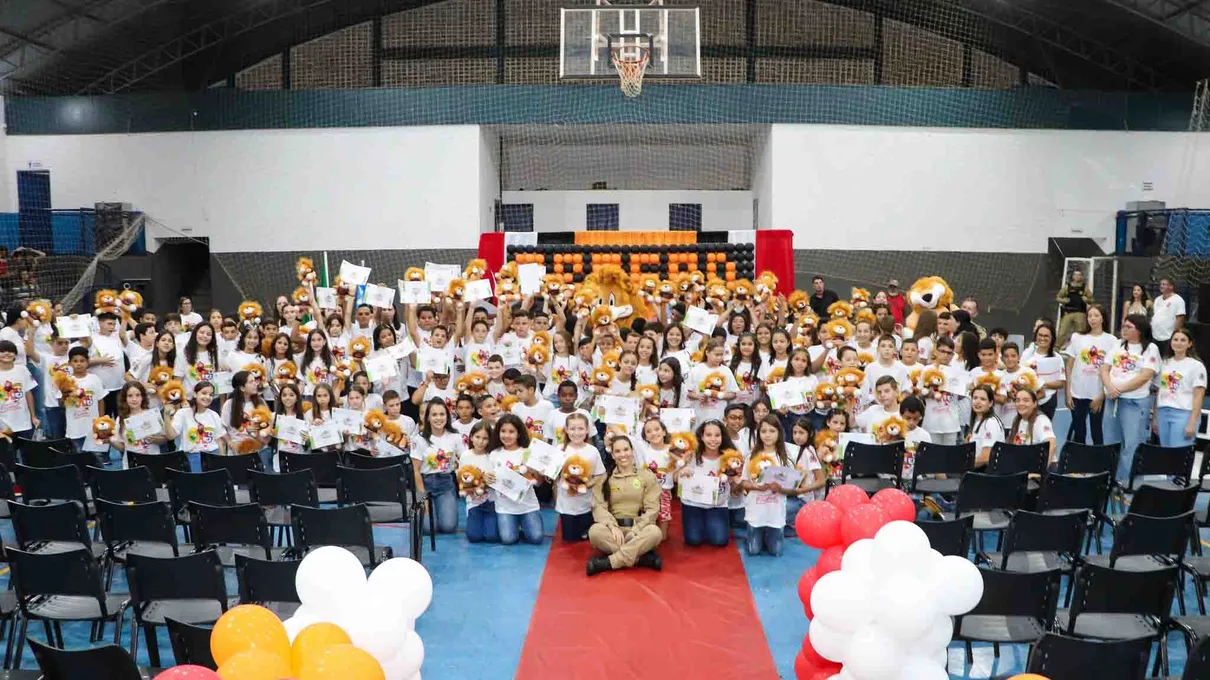 160 alunos concluem o curso do PROERD em Jardim Alegre