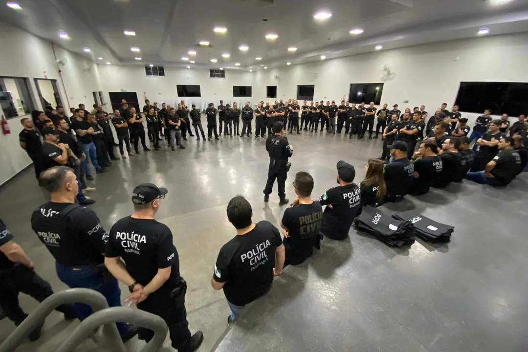 A operação envolve aproximadamente 150 policiais civis, além de 40 viaturas