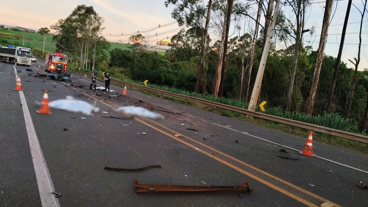 Acidente aconteceu na tarde deste sábado