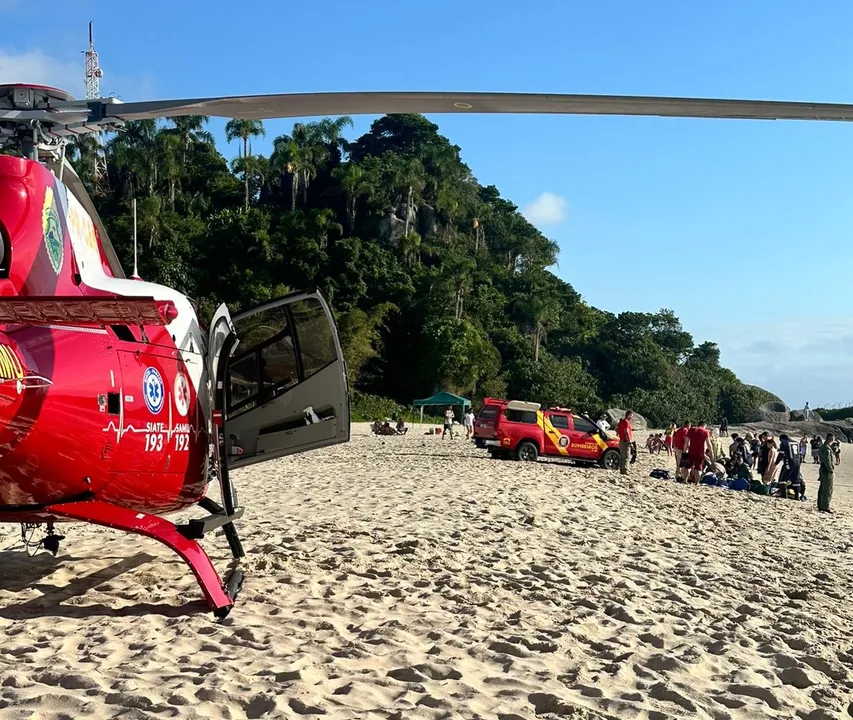 Adolescente de 13 anos é resgatado após se afogar em praia do Paraná