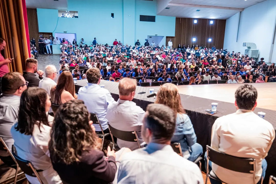 Cursos são promovidos pela Secretaria de Indústria, Comércio e Emprego e Secretaria de Assistência Social