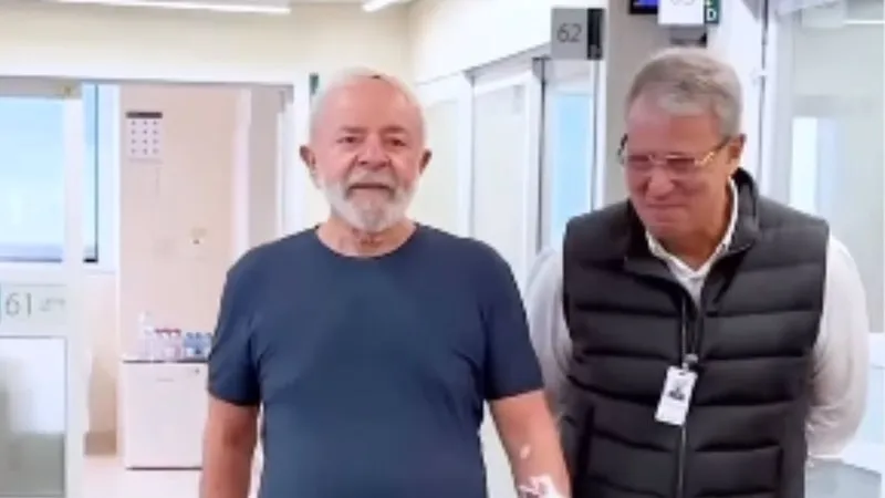 Ele segue sob cuidados médicos em um hospital de São Paulo